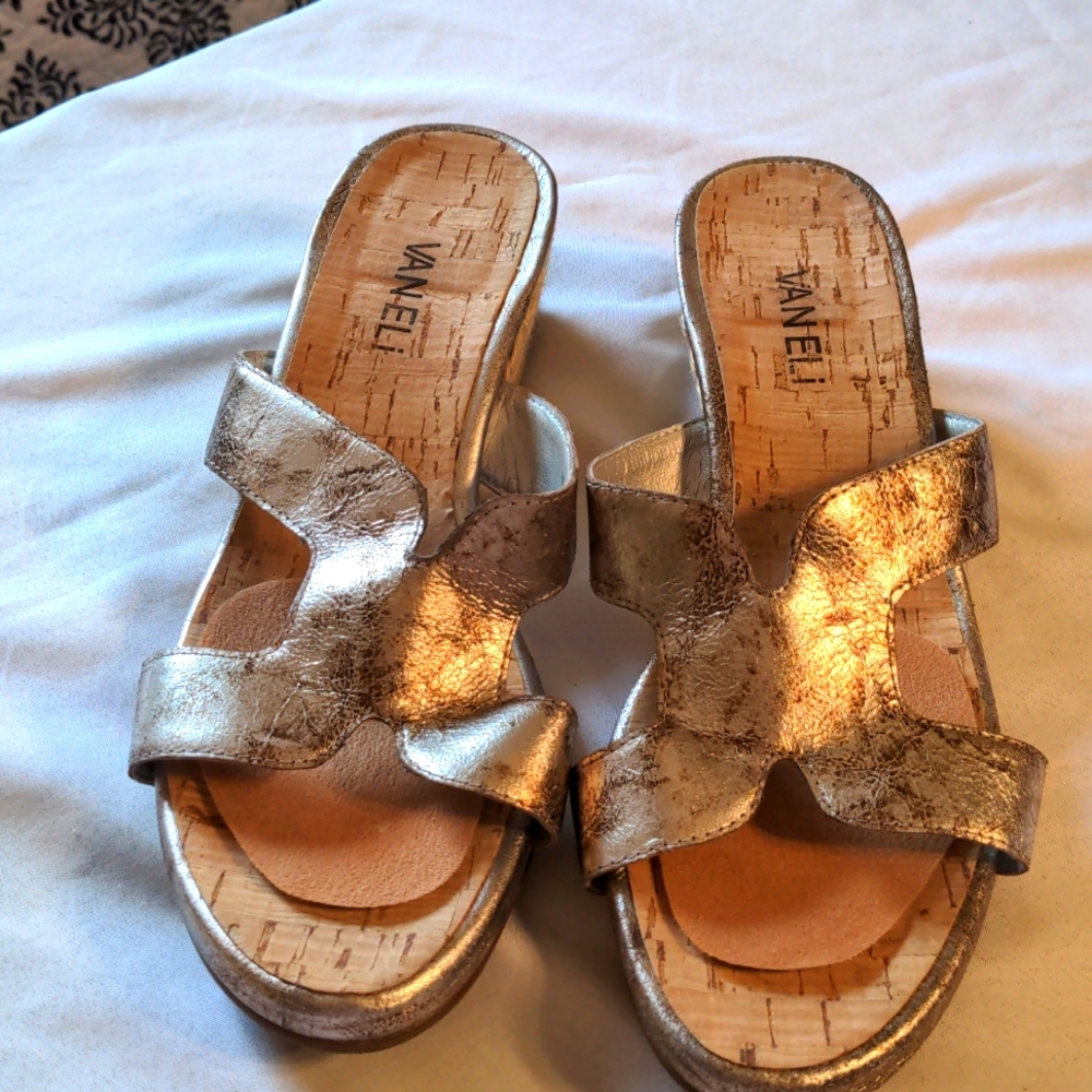 Vaneli Sandals